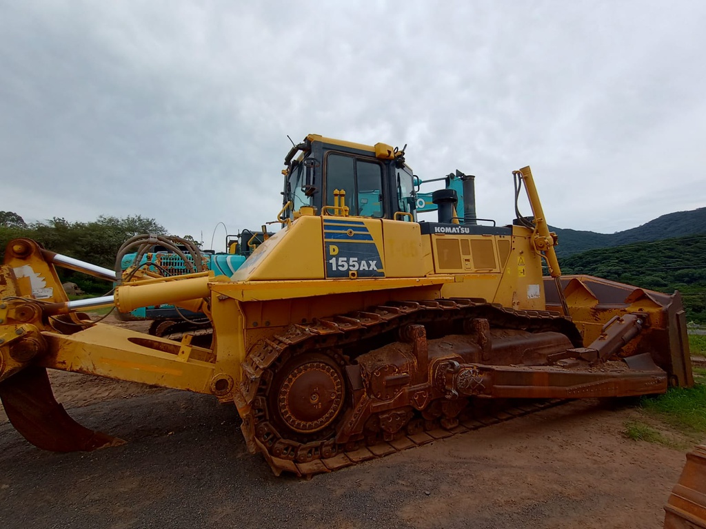 Topadora Komatsu 155 AX